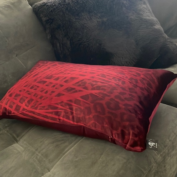 Aviva Stanoff Palm Burgundy Leopard 12x 20 silk pillow